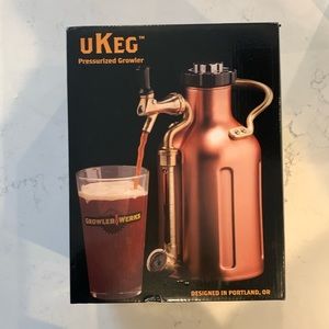 Brand new uKeg Pressurized Growler. Copper finish.